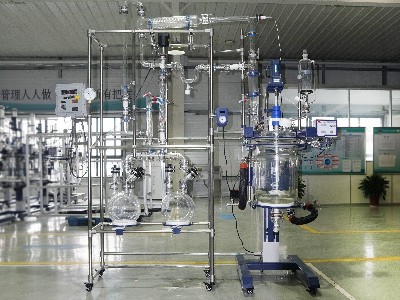 升降型精餾反應(yīng)釜