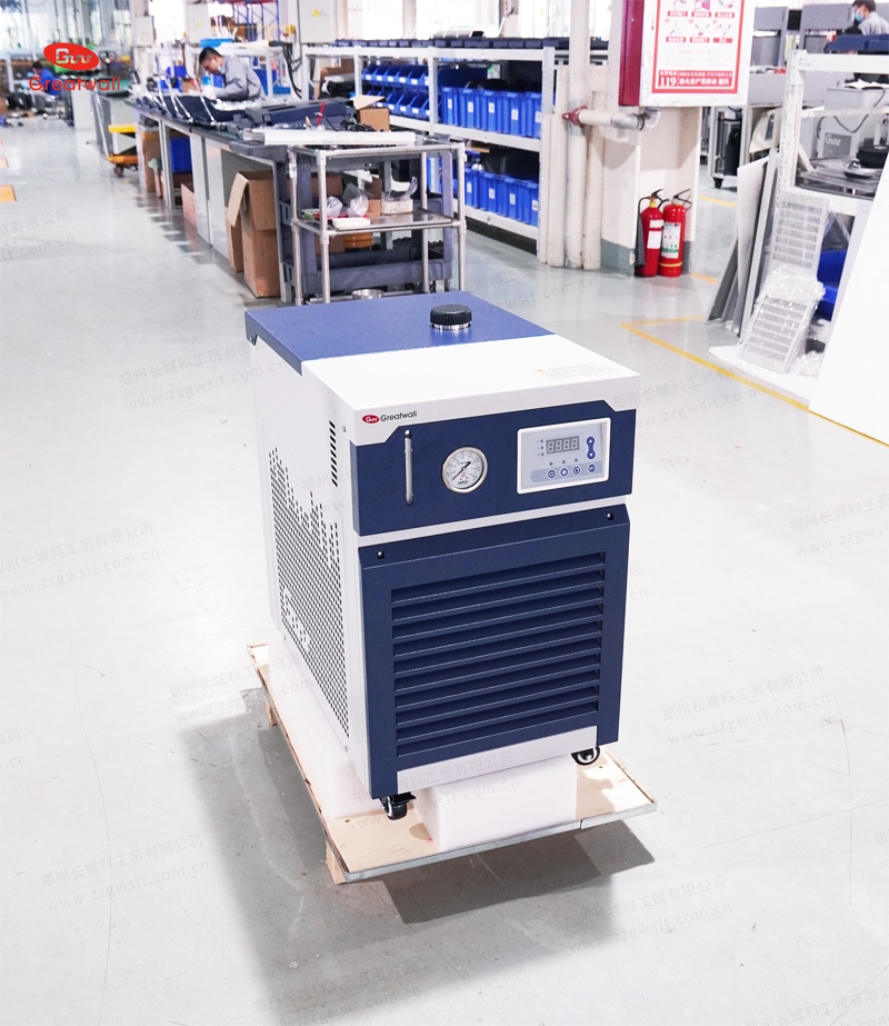 循環(huán)冷卻器側(cè)視圖