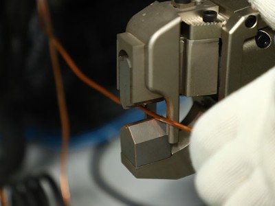 制冷系統(tǒng)自動封口